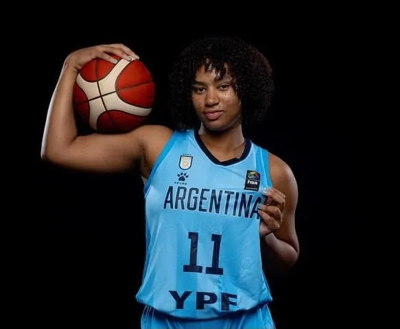 f9bace48-a66f-4ef8-b41c-11670d5b9440