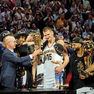 3I93Zzp1U_400x400__1