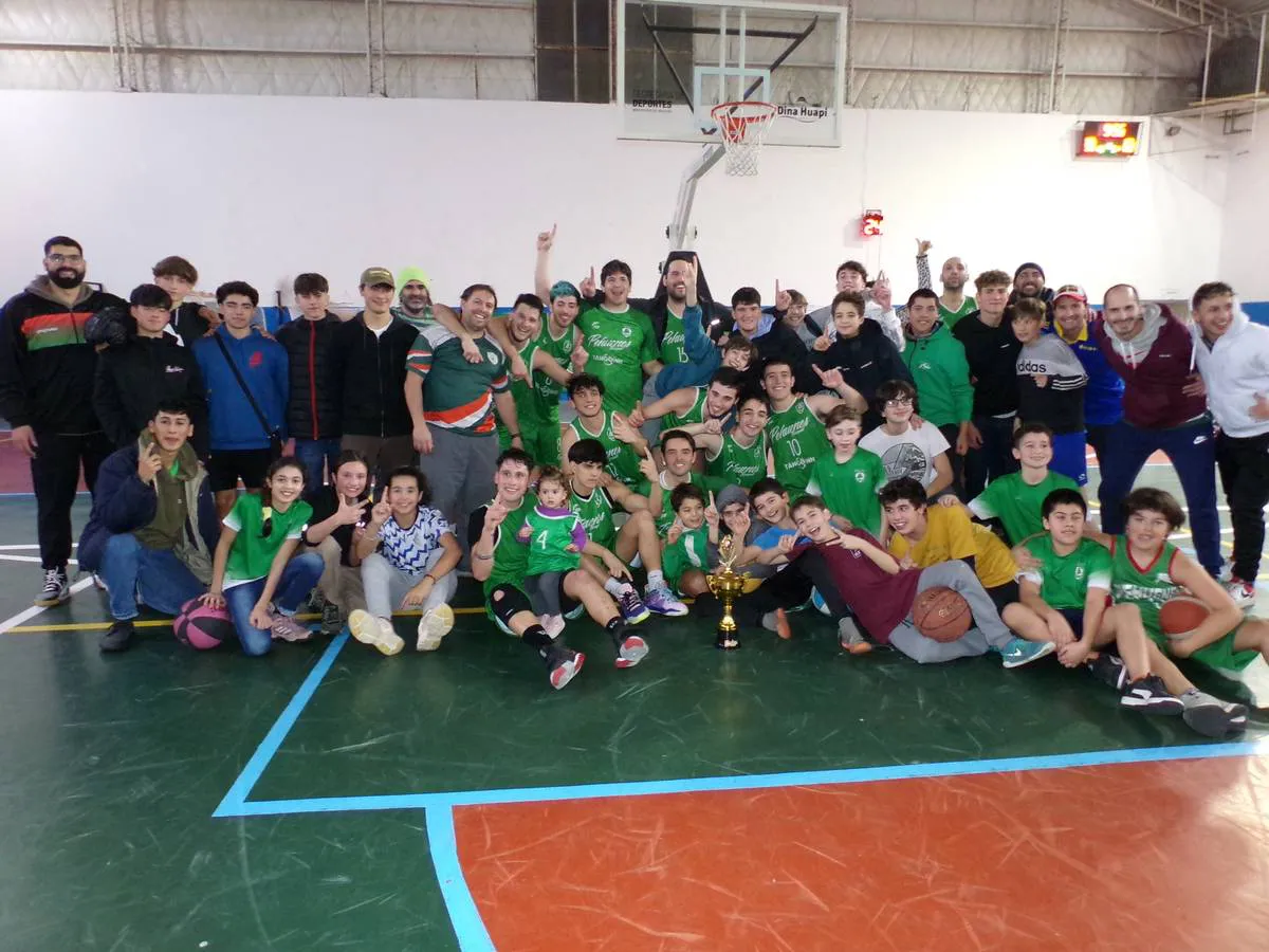 e6b35552-d9ff-5bca-89ba-c1c7fffb6c30_mid