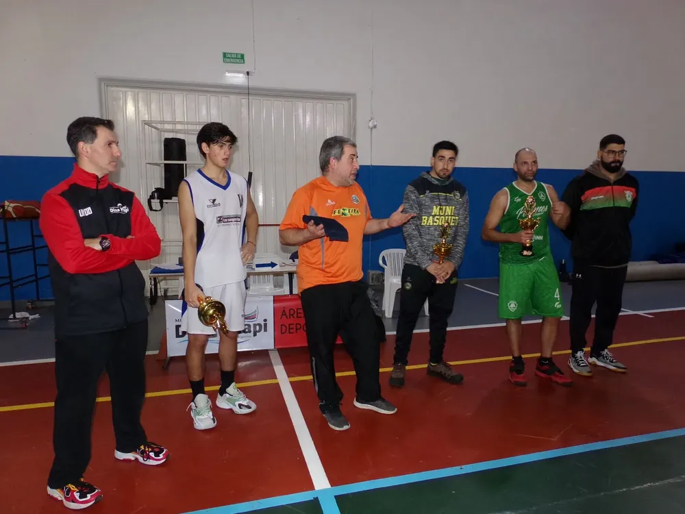 b7311d13-7bfe-5d33-a78d-8f5311e9c3f4_high