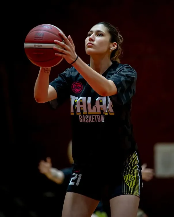 b4b7ceb9-9bc4-4042-b6bf-8466db7cb38d