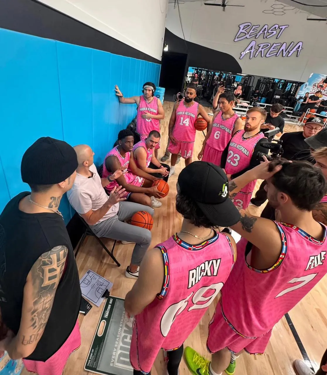 1eef9924-2901-44b9-b196-5c7fe790de8d