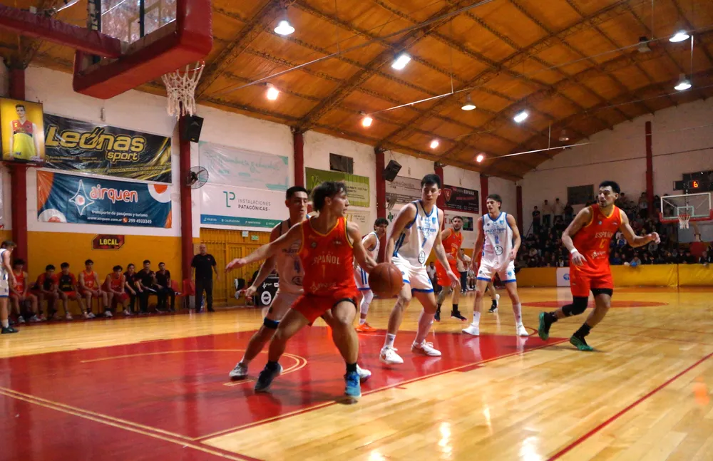 Espa vs Plottier 03